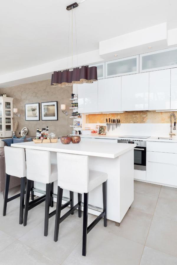 Stylish With Beautiful Views Of The River, Nearby Lejlighed Kristiansand